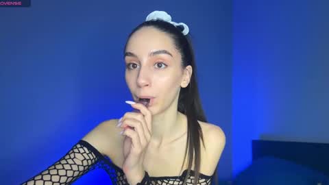 Im online Fri Sun Mon Tue Thu Fri Sat3 from 1000 online show from February 24, 6:47 am