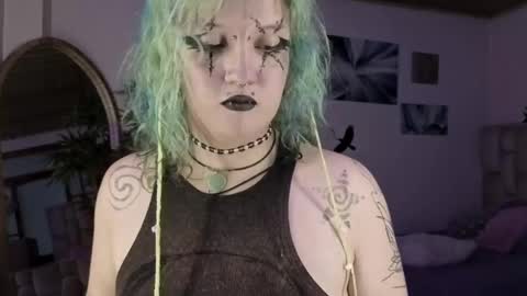 Eloise  . online show from May 15, 10:01 pm