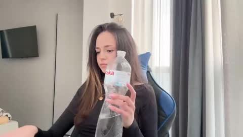 Milana online show from April 15, 1:22 pm