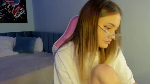 elsa_carterr online show from October 14, 9:12 am