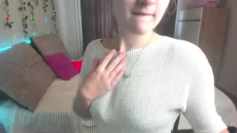 Elsa  online show from February 8, 4:03 am