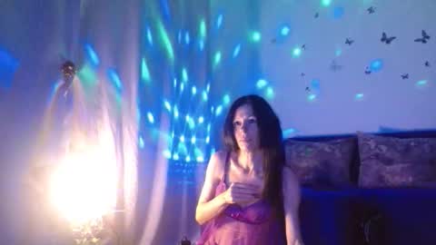 Elisa online show from October 24, 10:17 pm