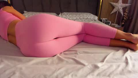 Ely online show from December 3, 10:39 am