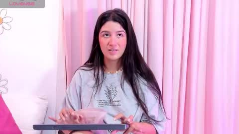 A N D R E A online show from March 10, 12:53 pm