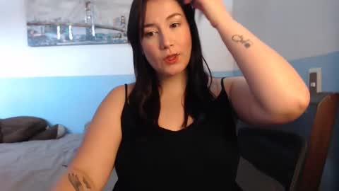 Snapshot of ema_gray8 chatting on February 3, 12:57 pm Salome online show from February 3, 12:57 pm