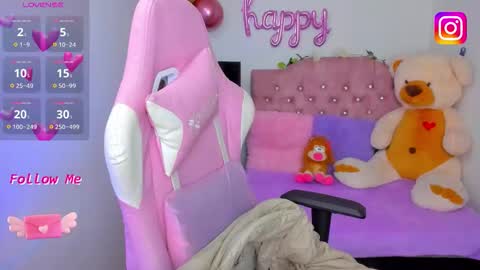 Snapshot of ema_tayy chatting on September 26, 1:09 pm Ema online show from September 26, 1:09 pm