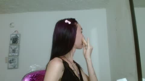 ember57607 online show from February 3, 9:18 pm