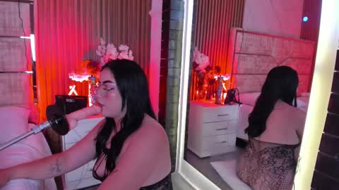 Ember Velvet online show from March 12, 5:43 am