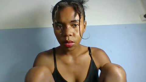 emelie473837 online show from April 9, 6:19 am