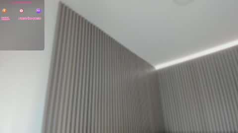 emelie_89 online show from February 2, 11:53 am