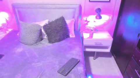 Emily  online show from January 12, 2:03 am