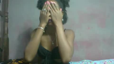 emerancienne online show from April 10, 8:42 am