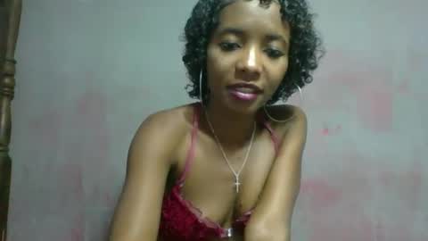 emerancienne online show from April 14, 9:59 pm