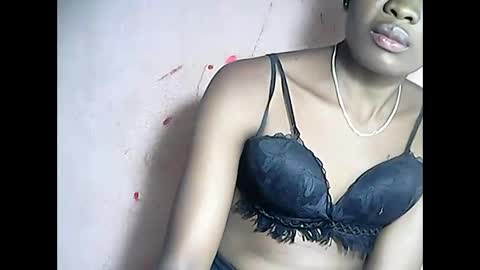 Emerence9794 online show from March 21, 8:30 am