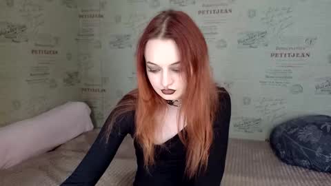 Emi online show from October 31, 8:18 am