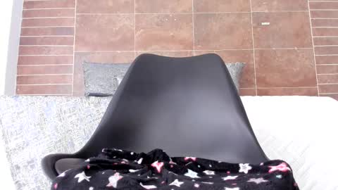 Emily online show from November 4, 3:50 pm