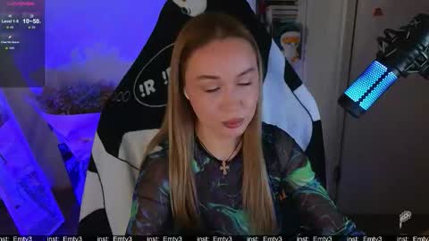 Emili online show from December 16, 4:24 pm