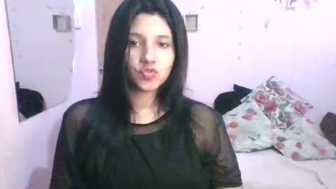 emili riders online show from April 8, 3:47 pm