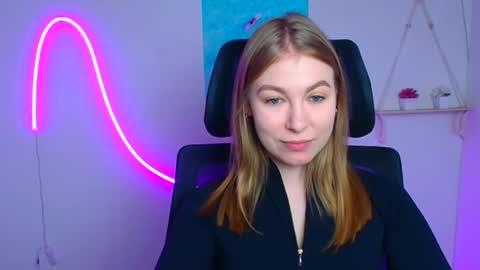 Emilia online show from March 7, 12:34 pm