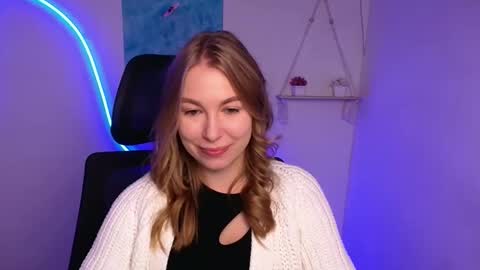 Emilia online show from October 22, 5:34 am