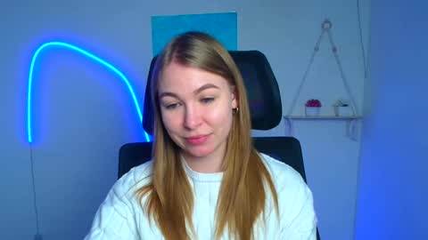 Emilia online show from February 16, 12:27 pm