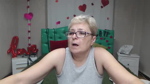 EmiliaGree online show from December 13, 7:53 pm