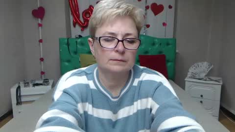 EmiliaGree online show from April 12, 5:16 pm