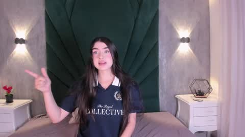 Emilie online show from April 7, 11:34 am