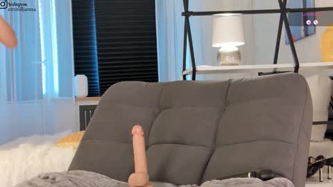 Emiljanna online show from March 14, 10:16 am