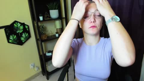 Emilly online show from February 4, 6:25 am