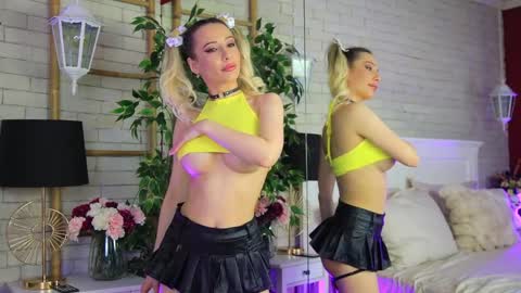 EMMA online show from April 7, 7:38 pm