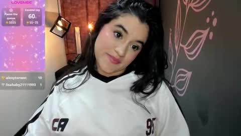 Snapshot of emily__fox__ chatting on September 20, 9:13 pm EMILY FOX online show from September 20, 9:13 pm