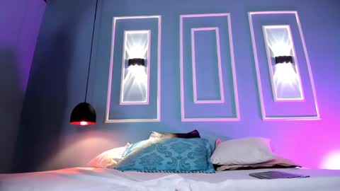 Emily online show from February 17, 12:05 pm