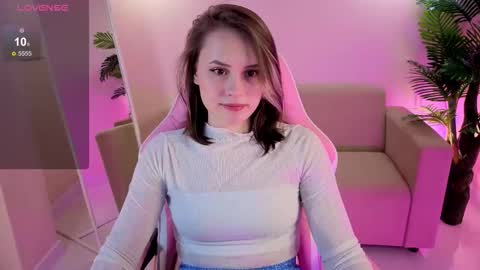 Emily online show from November 13, 6:07 pm