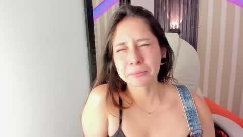 Emily online show from September 13, 4:26 pm