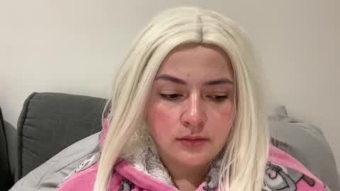 emily_morning_dew online show from January 14, 5:45 am