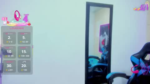       online show from December 13, 7:53 pm