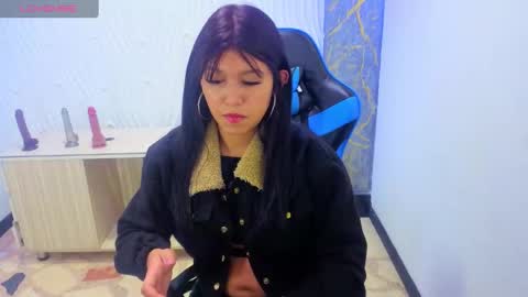 Snapshot of emily_rosse04 chatting on September 11, 12:27 pm online show from September 11, 12:27 pm