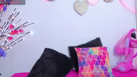 Emily online show from November 24, 9:39 pm