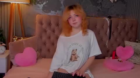 Baby Emelli online show from December 19, 11:35 am