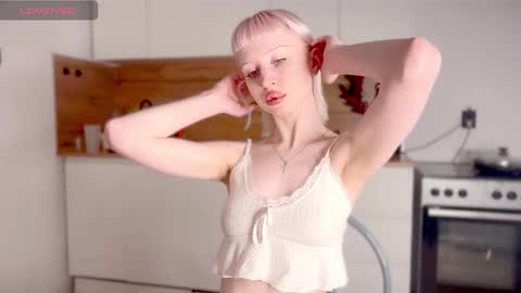 Emily online show from March 1, 9:47 pm