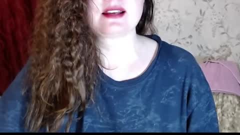 EmilyDoth online show from March 27, 3:57 pm