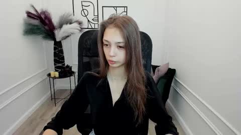 Emily online show from November 25, 4:25 am