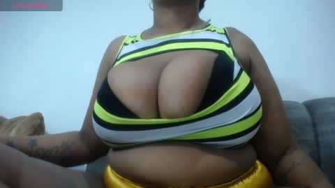 Emilyhines online show from April 16, 1:17 am