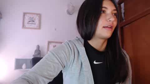 Emily Jang online show from February 17, 3:11 pm