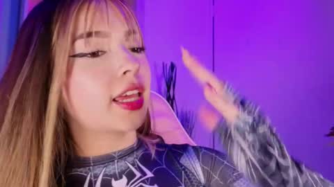 VALEEEN online show from February 13, 5:03 pm