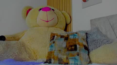 EMI online show from January 13, 6:12 pm