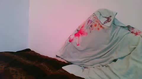 emma online show from December 7, 6:54 am