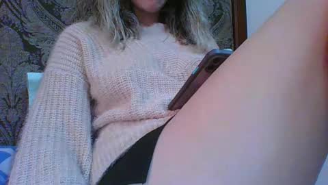 emma_991 online show from February 4, 8:13 am