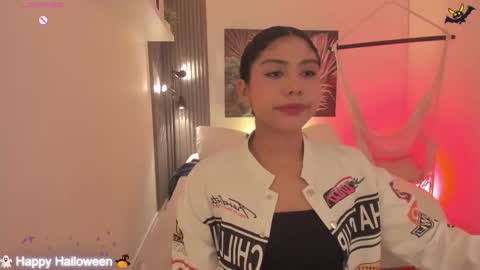 Alice online show from October 31, 12:42 pm